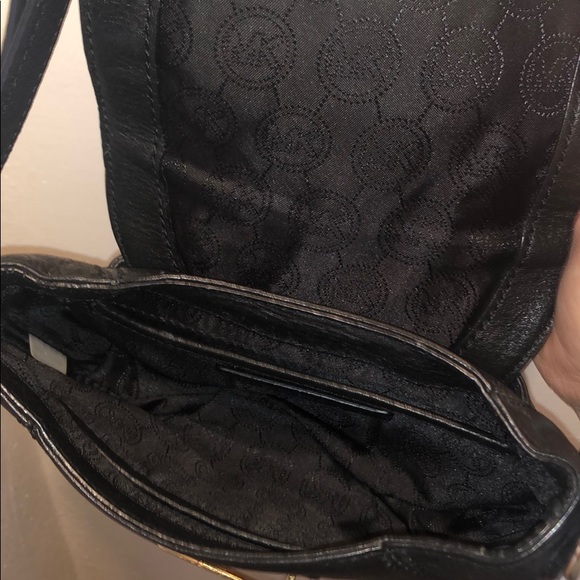 Michael Kors Crossbody purse - Picture 6 of 6